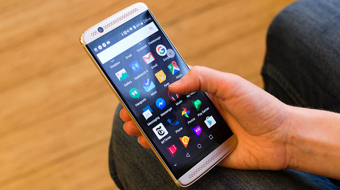 ZTE-Axon-7-Mini