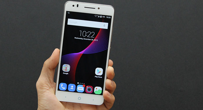 ZTE Blade G Lux V830